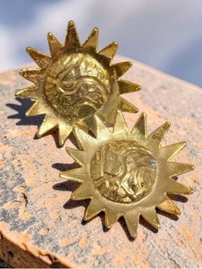Vintage Large Gold Tone Sunburst Clip On Earrings